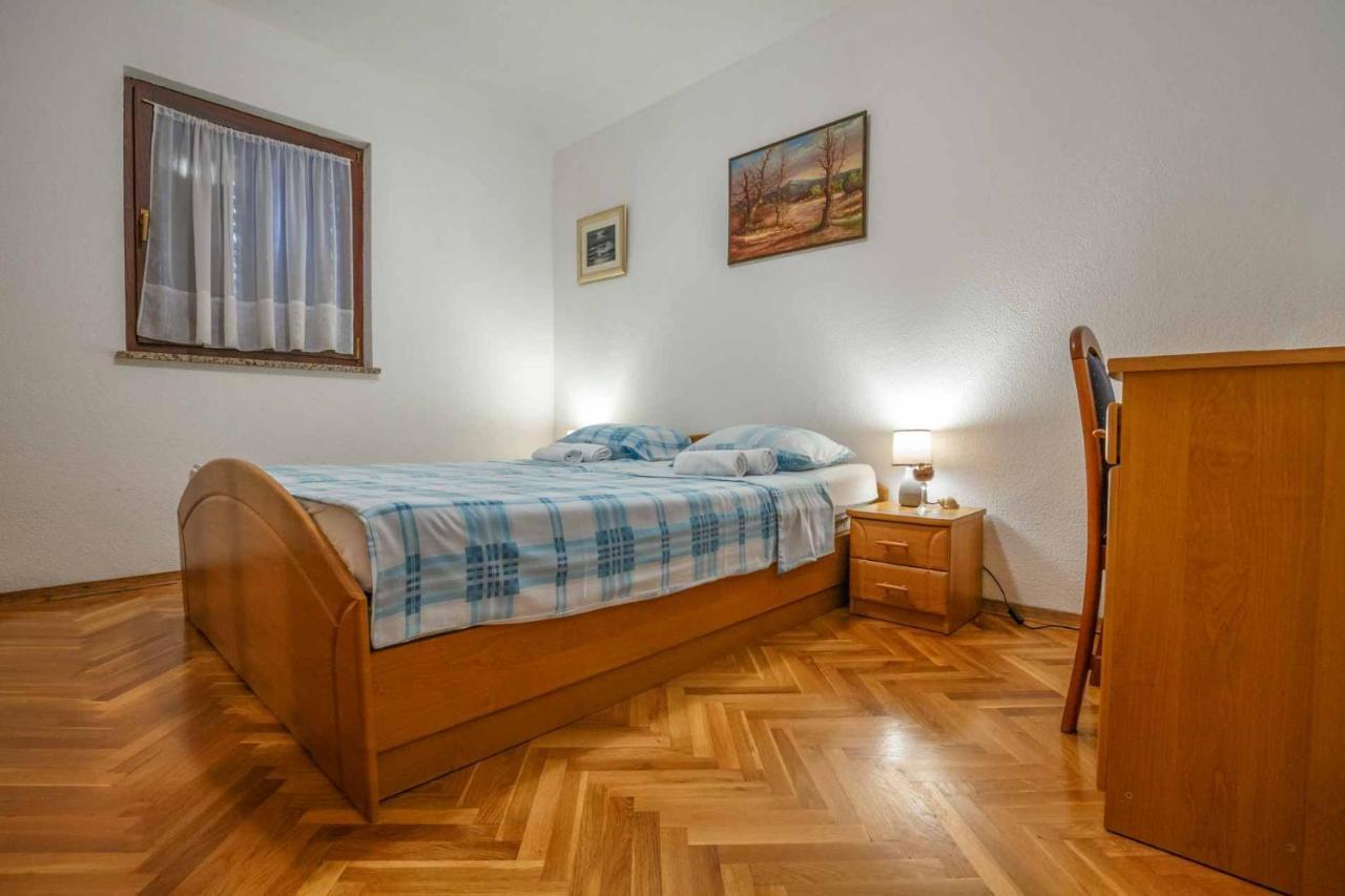 Apartman Mauro Малинска Экстерьер фото