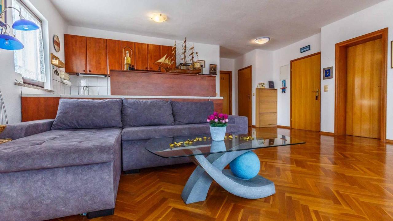 Apartman Mauro Малинска Экстерьер фото