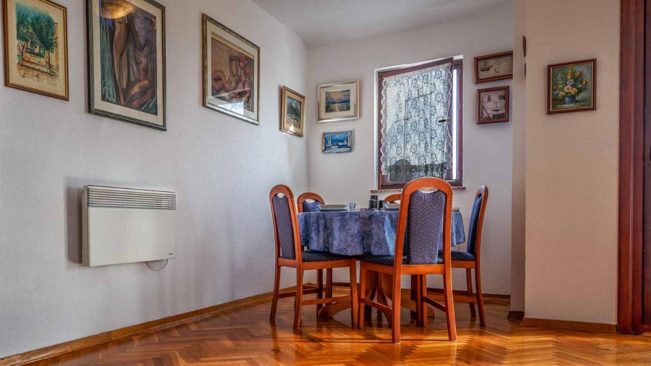 Apartman Mauro Малинска Экстерьер фото