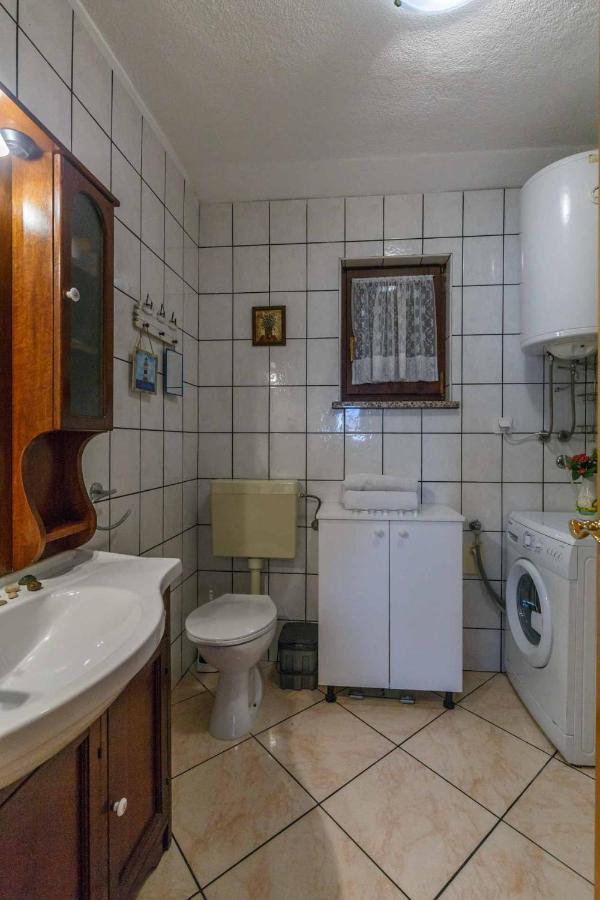 Apartman Mauro Малинска Экстерьер фото